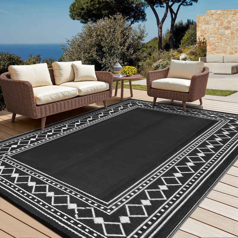 8x10 FT Black/White Reversible Plastic Straw Outdoor Rug, Waterproof Stain Resistant Foldable Floor Carpet, Portable RV Camping Mat for Patio Deck Backyard Porch Balcony Beach