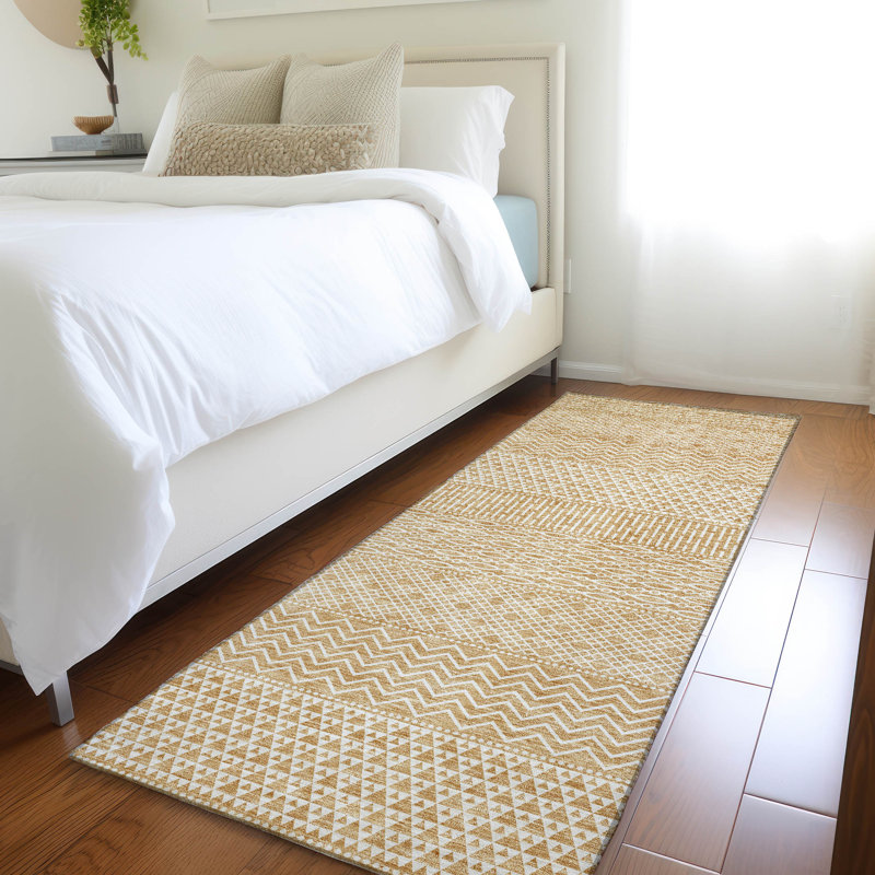 Tapis doré Prisco lavable à la machine de qualité supérieure, Tapis de couloir 2 pi 3 po x 7 pi 6 po