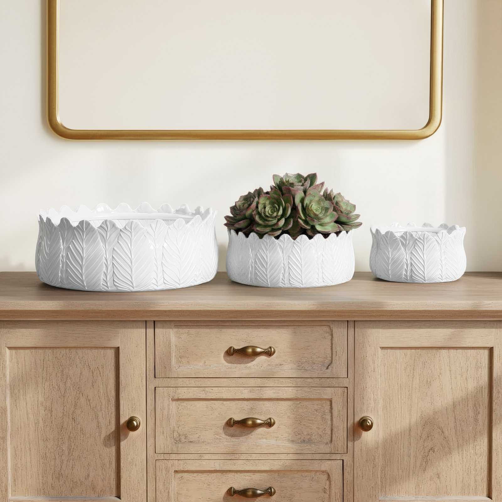 Avaline 17" Planter, White