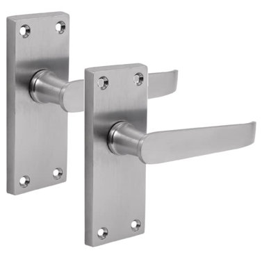 Victorian Straight Door Handles Backplate Lever Latch in Polished Chrome Finish - 120mm x 42mm
