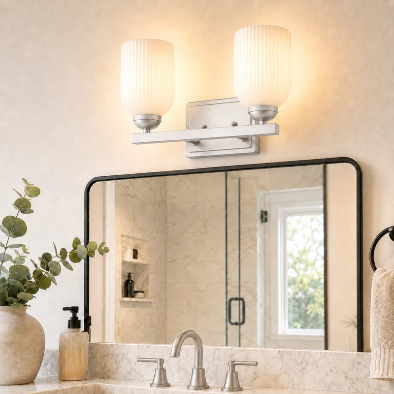 Applique murale de meuble-lavabo 2 lumières avec abat-jour en verre givré nervuré, nickel brossé, Nickel brossé
