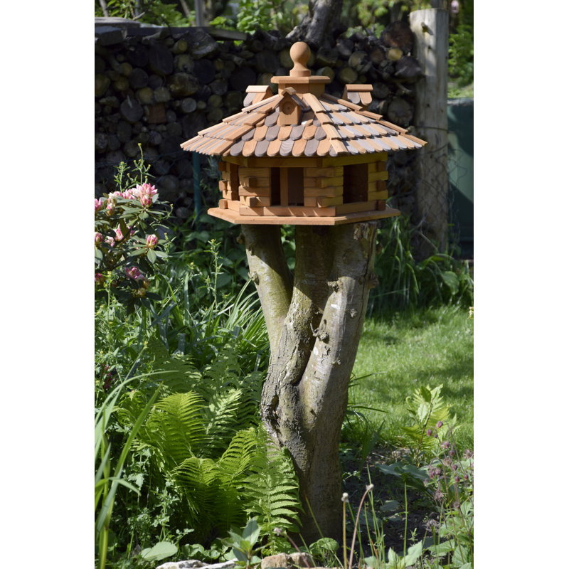 Anayelis Post Mounted Birdhouse