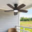 Ventilateur de plafond encastré 32 pouces avec lumière DEL à intensité variable et télécommande, pales en bois massif de couleur noire classique, idéal pour les chambres à coucher