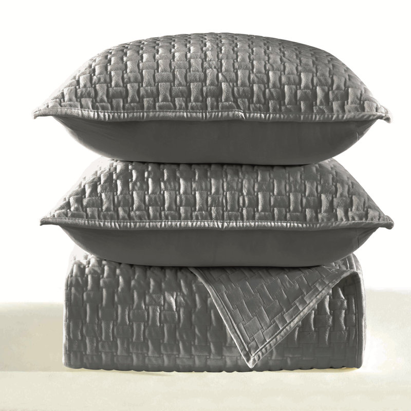 Polyester Quilted Geometric Quilt Set, Silver, Queen Quilt + 2 Standard Shams