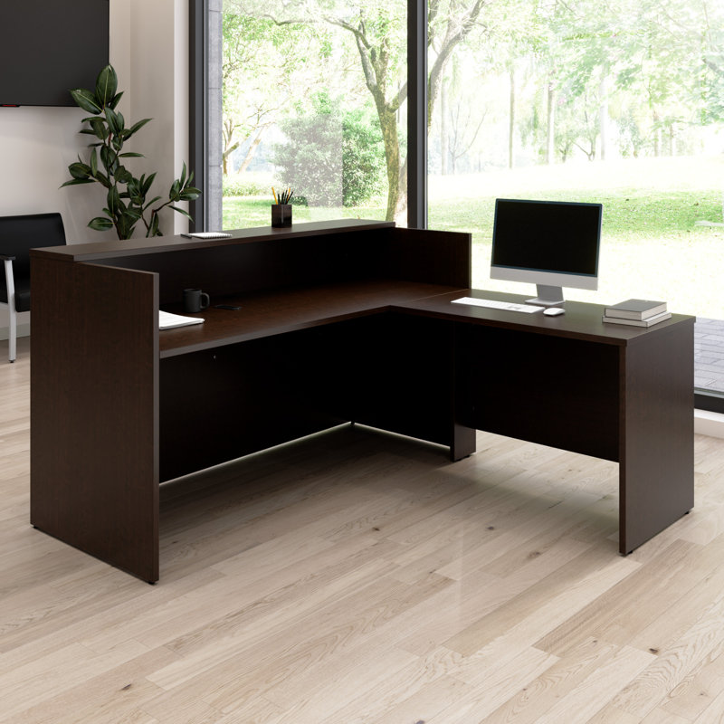Bureau de réception en bois manufacturé en forme de L 72 po x P 72 po Arrive, Cerise mocha