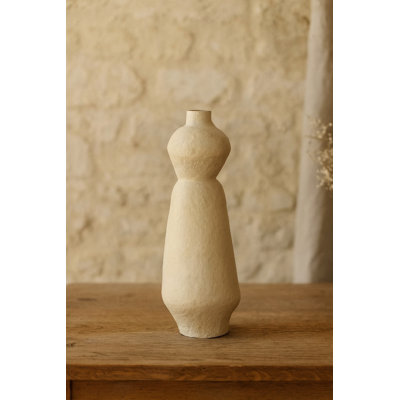 Vase sculptural en papier mâché Finney