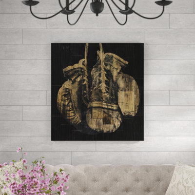 «Boxing Gloves» par Paperplate Inc., impression sur toile tendue