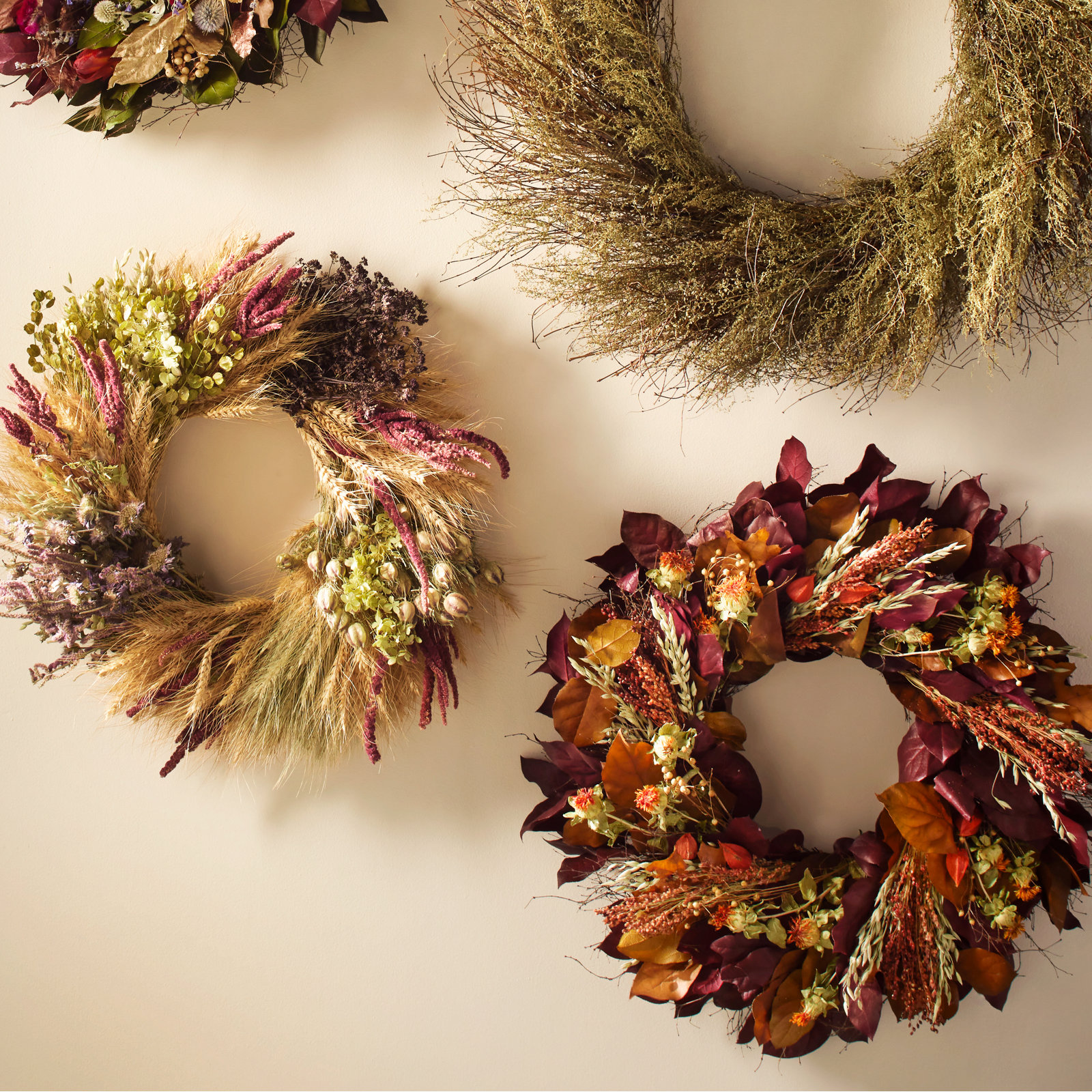 22" Handcrafted Salal Leaf Wreath