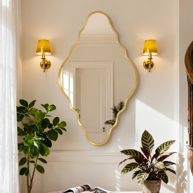 Miroir mural irrégulier, Doré, 35 po x 20 po