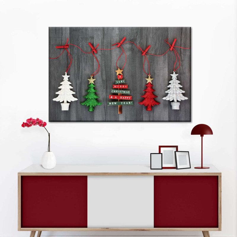 «Hanging Christmas Trees», reproduction sur toile, L 34 po x H 51 po