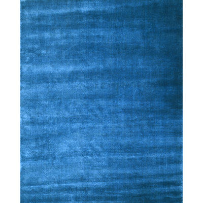 Tapis bleu foncé noué à la main de haute qualité