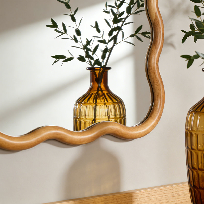 Miroir Wavy, 40 po x 28 po, Walnut, Rectangulaire