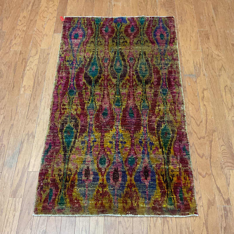 Tapis ikat fait à la main