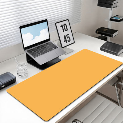 Tapis de souris en caoutchouc, surface en microfibre lisse, base antidérapante, tapis de souris décoratif à bord arrondi pour le bureau et les jeux, 17 po x 47 po, motif vert lime uni