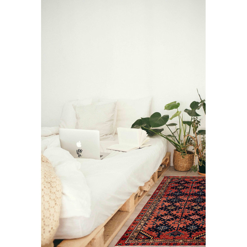 Tapis rouge Melis Vintage 4 pi 2 po x 7 pi 10 po