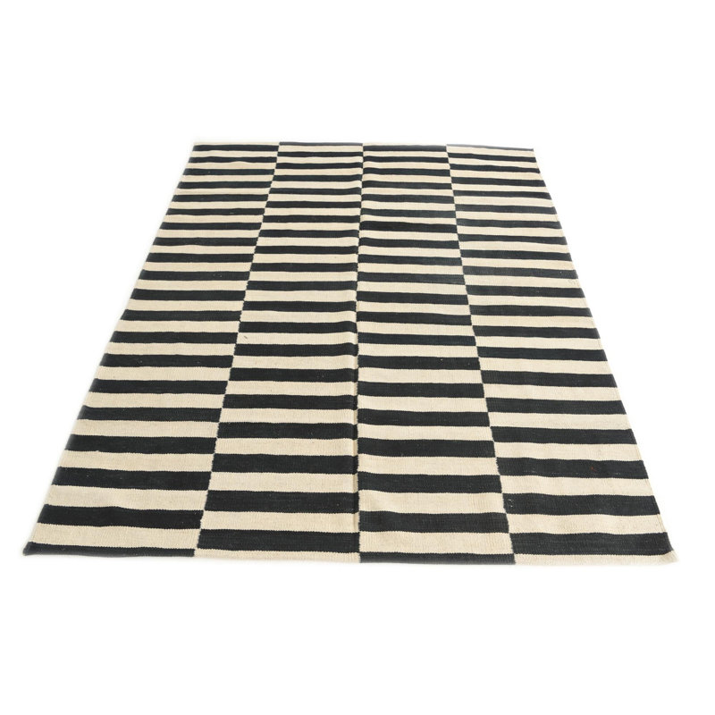 Tapis 5 pi 0 po x 6 pi 4 po Ivoire