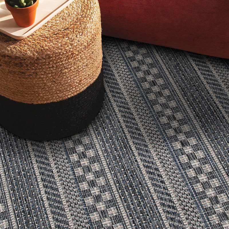Hutto Geometric Blue/Gray/Ivory, Indoor & Outdoor Area Rug, Rectangle 7'10" x 10'