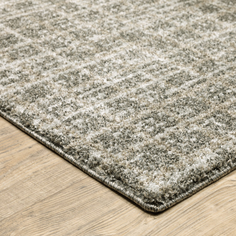 Tapis gris / beige à carreaux, Rectangle 7 pi 10 po x 10 pi 10 po