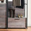 Scratch Walk-In Closet: Solution de rangement élégante pour les taches avec résistance à l'eau et style
