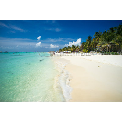 «North Beach on Isla Mujeres» par Darrentierney - photographie sur toile tendue