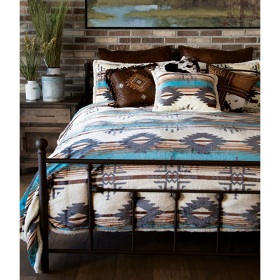 Lone Mountain Geometric Shapes Coverlet