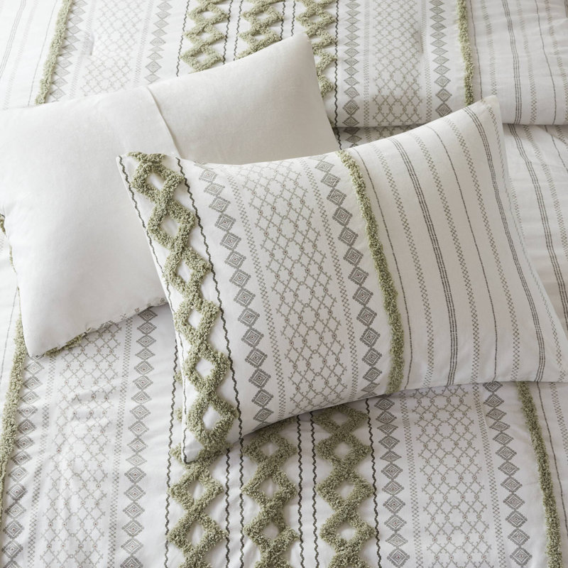 3 Piece Cotton Comforter Set with Chenille Tufting and Printed Design