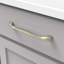 Poignée poignée Twist Collection - 7-9 / 16 po Poignée d'armoire nickel satiné - Quincaillerie transitionnelle pour tiroirs et armoires-21357171-116642471