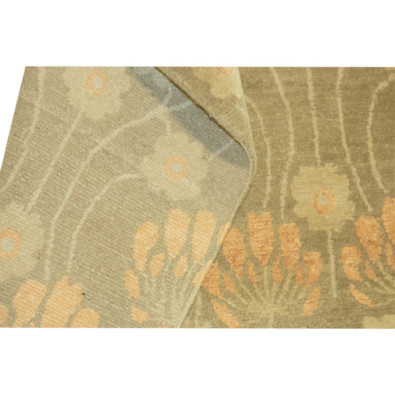 Tapis fauve de haute qualité noué à la main