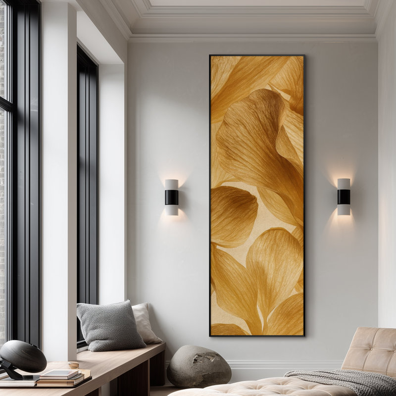 Très grand imprimé abstrait de pétales dorés - chaleureuse décoration d'inspiration botanique moderne pour le salon ou la chambre à coucher, assemblage de cadre requis