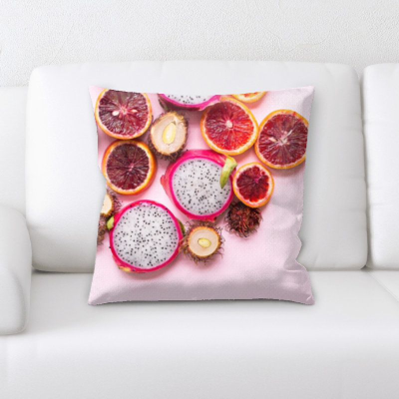 Coussin mélangés fruits sur un fond décoratif