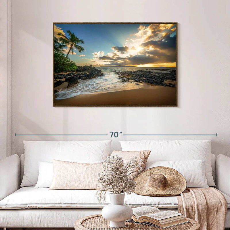 Makena Cove, ciel coucher de soleil, Cadre flottant noyer, 43 po x 29 po