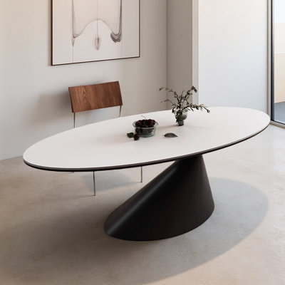 Modern Light Luxury Design Oval Dining Table