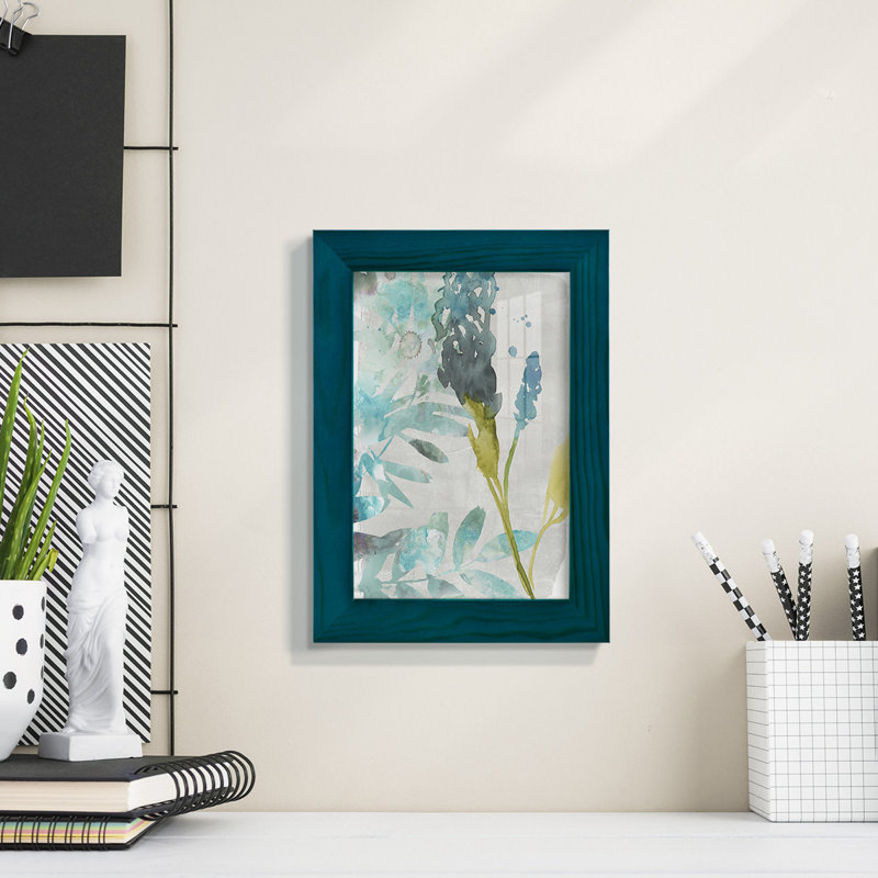 «Flower Layers I», impression sur papier, L 4 po x H 6 po x P 1 po, Bleu