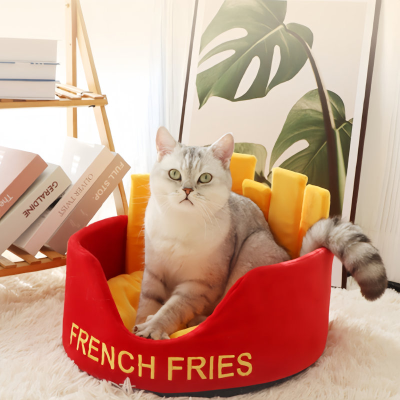 Lit pour chat fermé de style frites, maison-grotte créative pour animal de compagnie avec coussin moelleux épais, nid douillet pour chats et petits chiens
