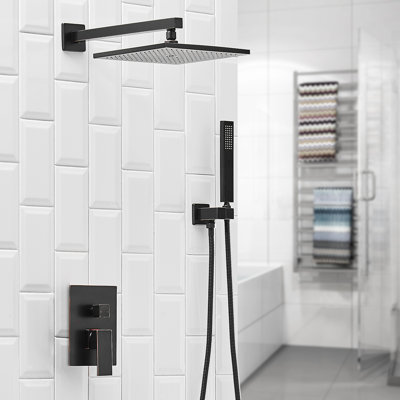 Robinet de douche avec valve brute