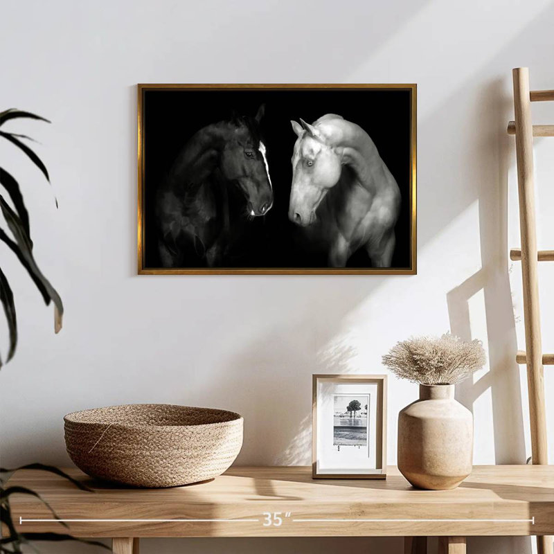 Chevaux monochromes, 19 po x 13 po, Cadre flottant doré