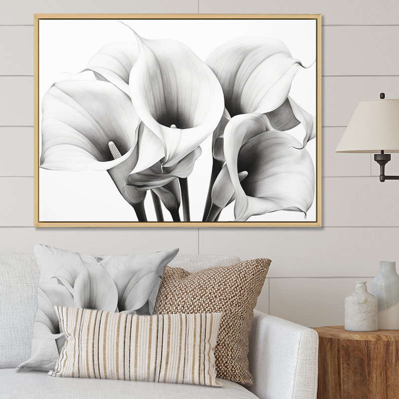 «Serenade of Lilies Dreams I» sur toile blanche et noire, Toile tendue, H 24 po x l 32 po x P 1 po