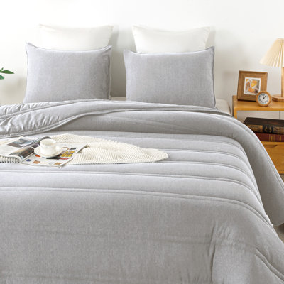 Channel Comforter Set