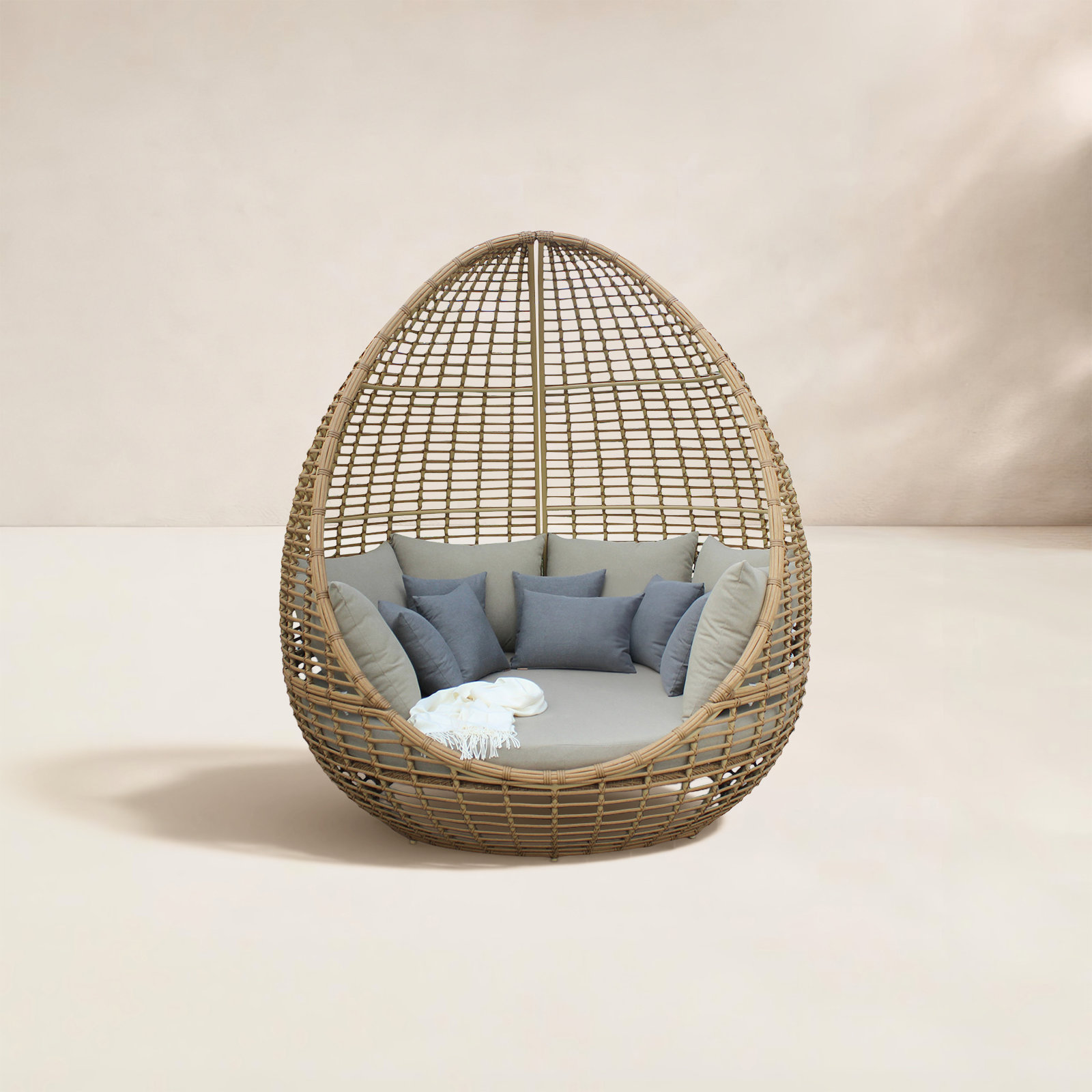 69" Patio Daybed