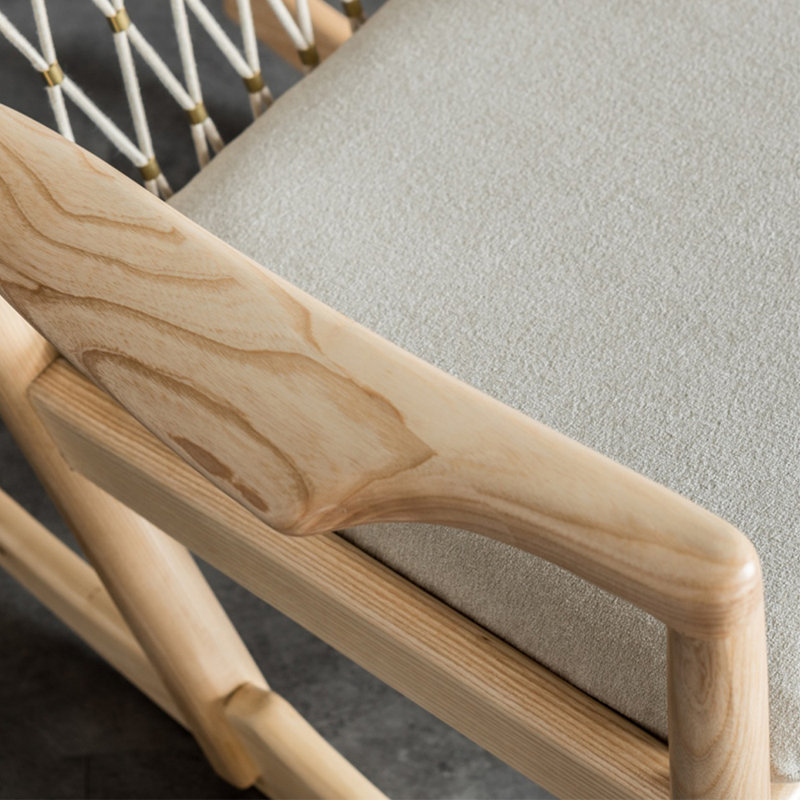 Chaise berçante en bois massif