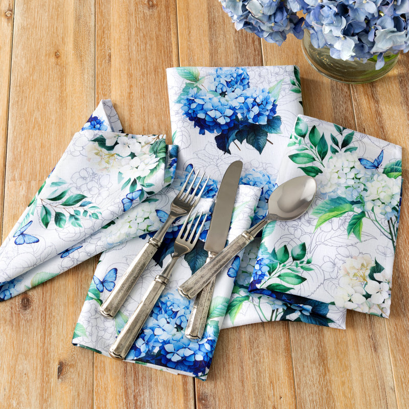 Hydrangea Bloom Blue and White Floral Polyester Dinner Napkins, Set of 4