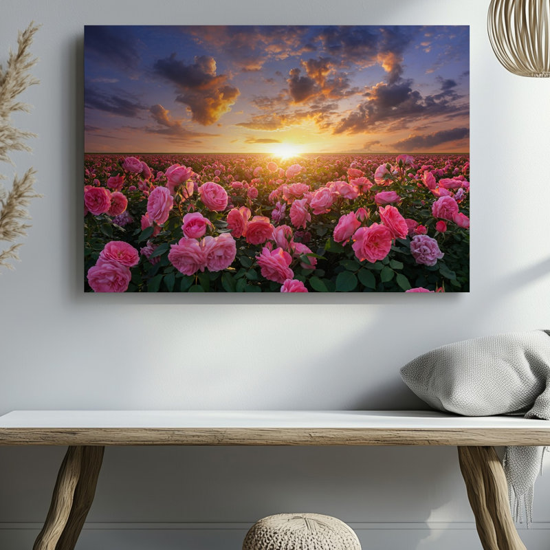 Reproduction d'art sur toile, "Un champ vibrant de roses roses au premier plan", H 9 po x l 12 po