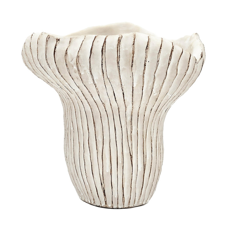Jardinière corail sable et ciment 9,3 po x 9,7 po, couleur beige patiné, texture striée verticale pour plantes grasses