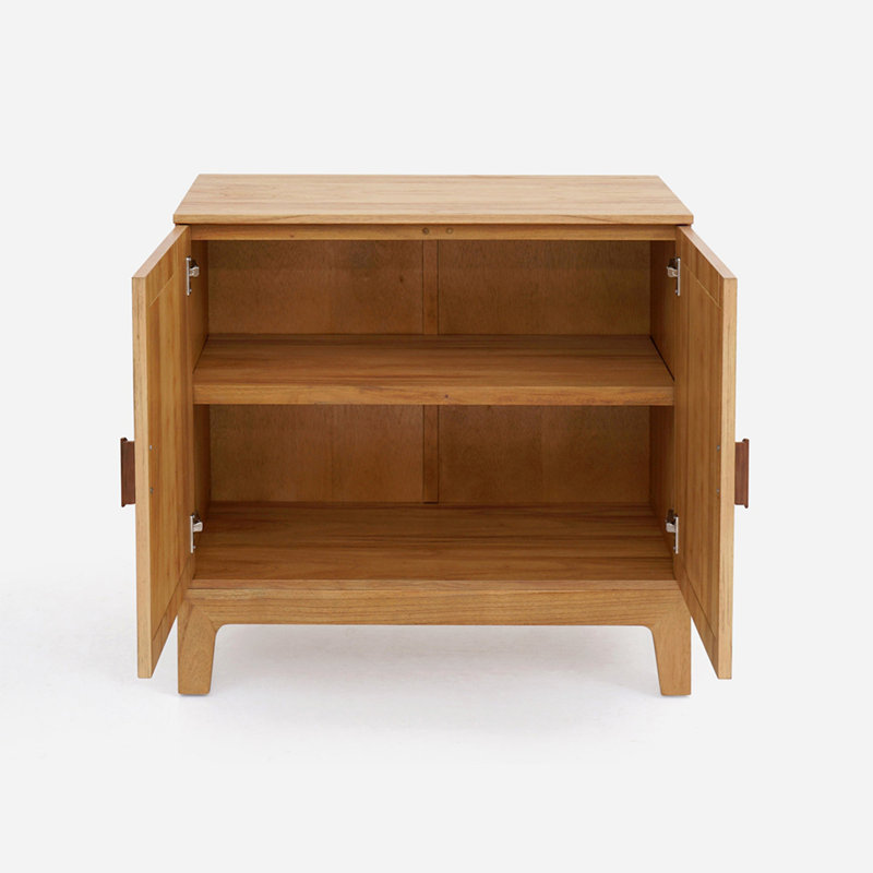 Armoire en chêne naturel Lola