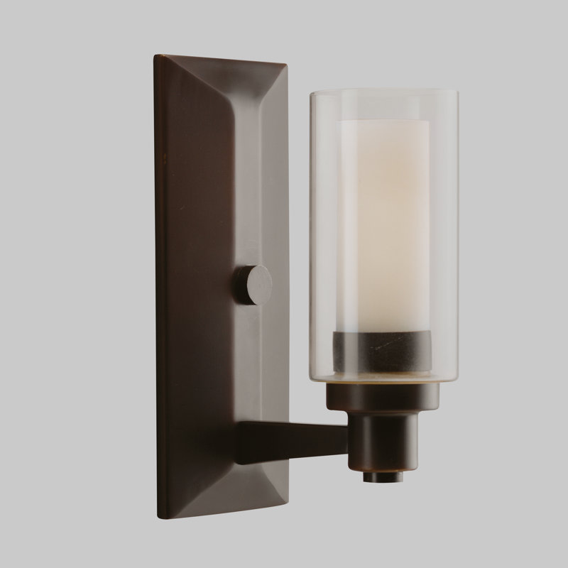 Edgware Armed Sconce, Olde Bronze