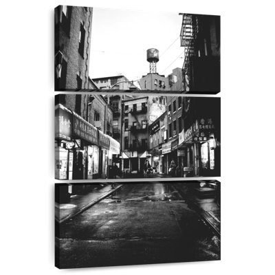 Sireci Doyers Street Monochrome
