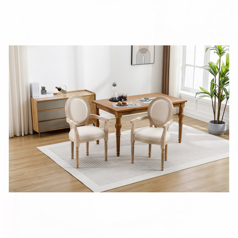 Chaise en bois massif