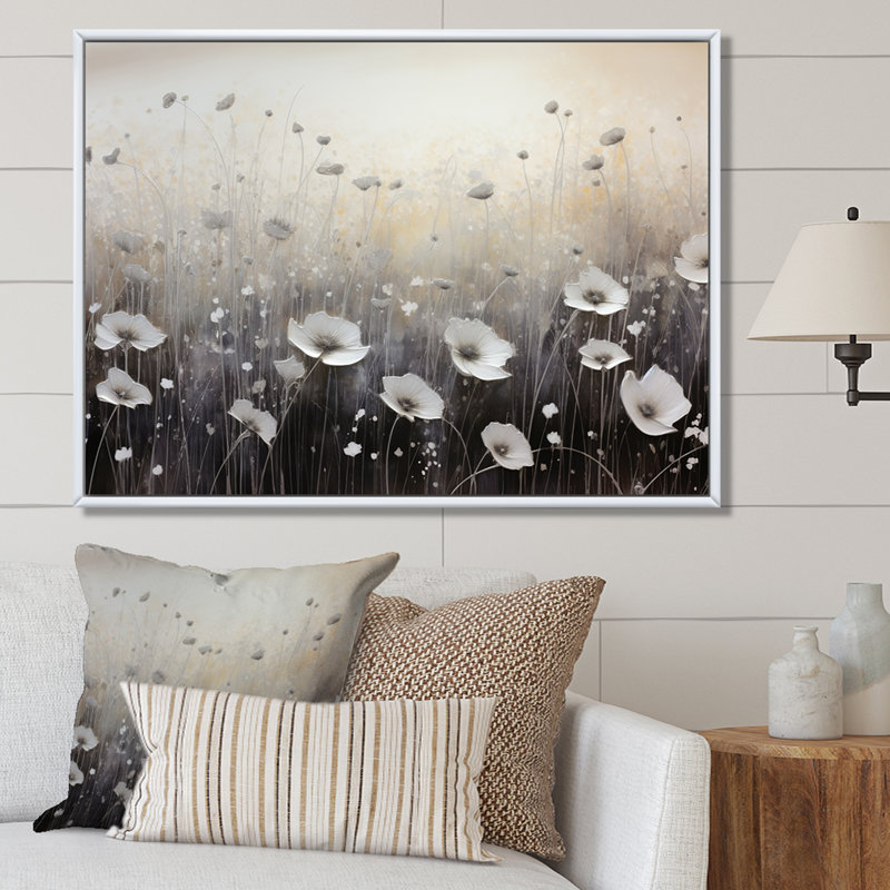«Misty Opalescent Floral Field», reproduction sur toile, Cadre naturel flottant, H 24 po x l 32 po x P 1 po