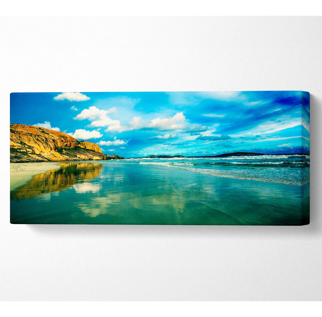 Serene Ocean Reflections Panoramaleinwand