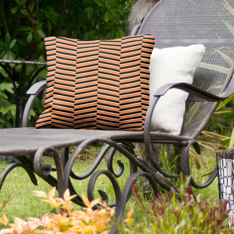 Coussin décoratif d'extérieur à motif géométrique Fractured - moderne, résistant aux rayons UV et aux intempéries, Orange